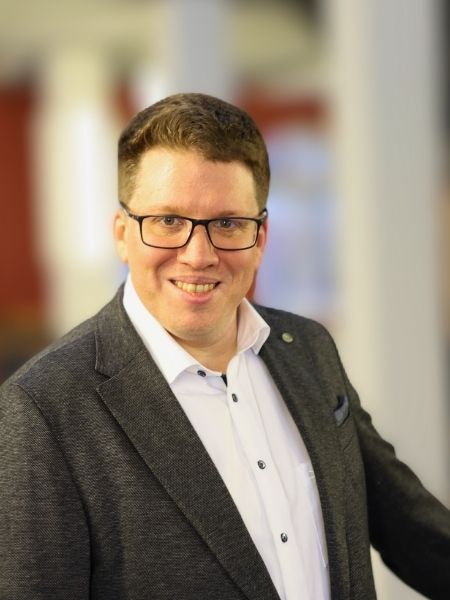 Portrait von Hendrich Quitmann, dem Gründer von Hendrich Quitmann Lab Safety